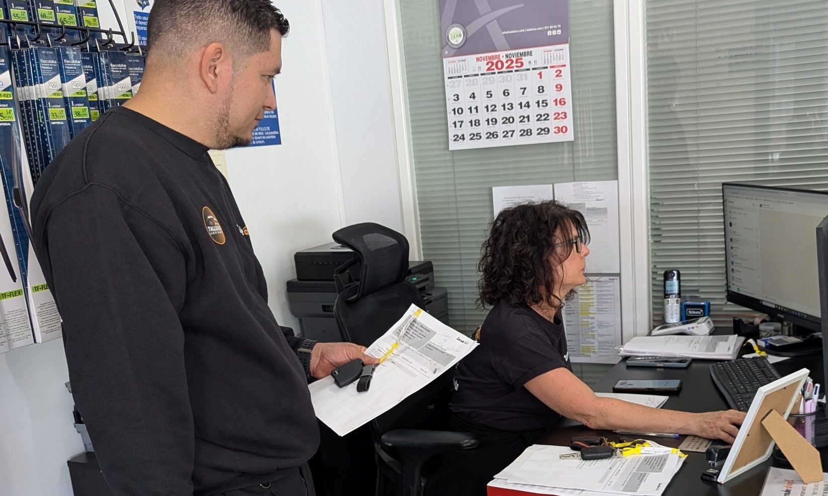 Nos encargamos del traspaso de tu coche en la DGT: cambio de titularidad rápido, legal y sin papeleos para comprador y vendedor